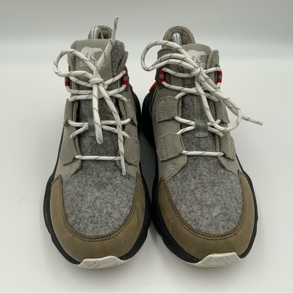 Sorel Women’s Kinetic RNEGD Caribou Boot. Grey Green. US Size 7. - Picture 4 of 10